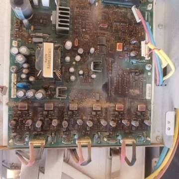 Allen-Bradley PowerFlex 700 60 HP — foto 2 de 19