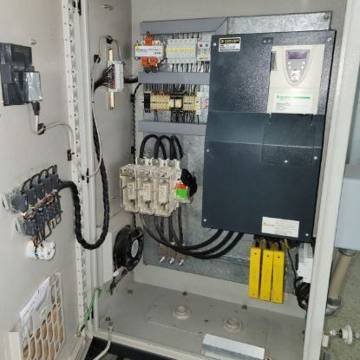 Allen-Bradley PowerFlex 700 60 HP — foto 10 de 19