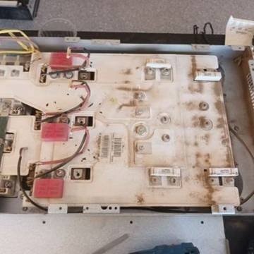Allen-Bradley PowerFlex 700 60 HP — foto 13 de 19