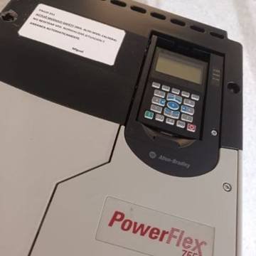 Allen-Bradley PowerFlex 755 150 HP — foto 18 de 18