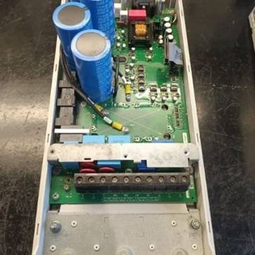 Allen-Bradley PowerFlex 755 40 HP — foto 3 de 9