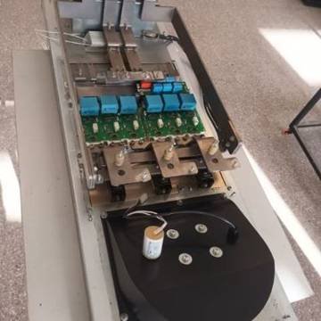 Danfoss VLT 5000 200 HP — foto 16 de 20