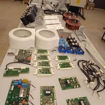 Nidec Leroy-Somer POWERDRIVE 300 HP — foto 3 de 11