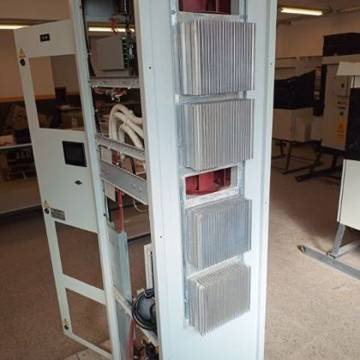 Nidec Leroy-Somer POWERDRIVE 300 HP — foto 7 de 11