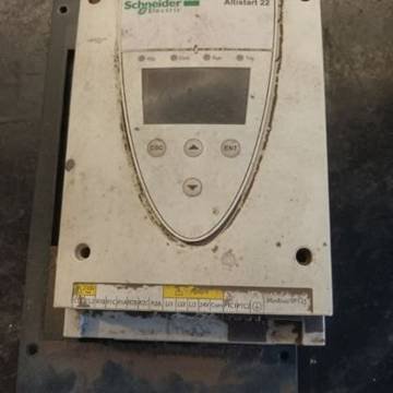 Schneider Altistart 22, 55 kW — foto 3 de 6