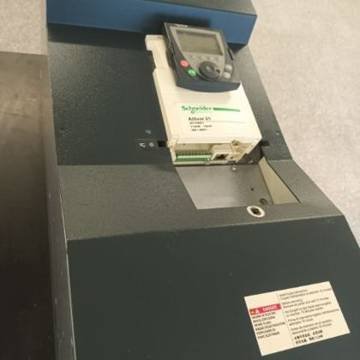 Schneider Altivar 61 150 HP — foto 1 de 15