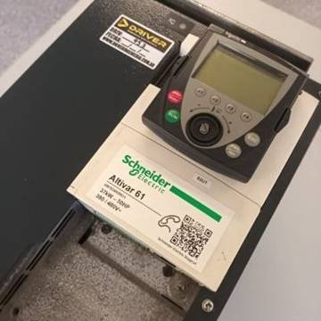 Schneider Altivar 61 50 HP — foto 2 de 16