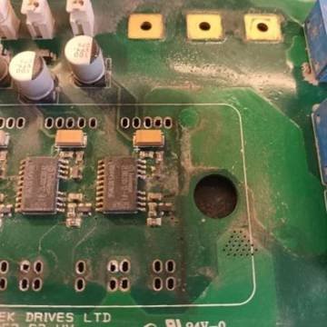SEW Eurodrive MOVITRAC LT 15 HP — foto 2 de 5