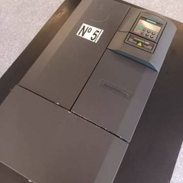 Siemens Micromaster 430 40 HP — foto 1 de 14