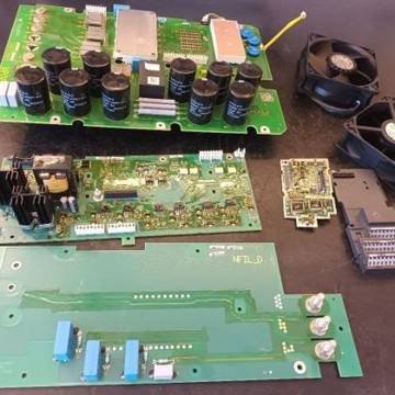 Siemens Micromaster 430 40 HP — foto 3 de 14