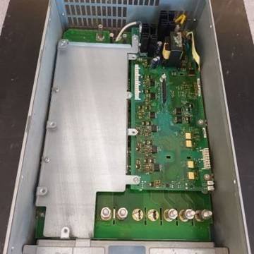 Siemens Micromaster 430 40 HP — foto 9 de 14