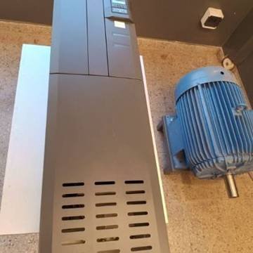 Siemens Micromaster 440 100 HP — foto 1 de 9