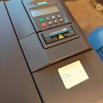 Siemens Micromaster 440 100 HP — foto 2 de 9