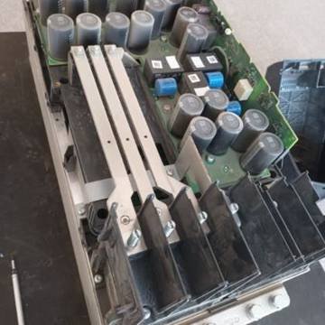 Siemens Sinamics 100 HP en tablero de industria petrolera — foto 7 de 14