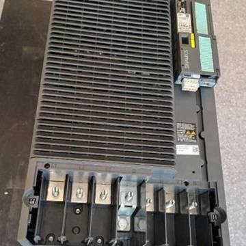 Siemens Sinamics 100 HP en tablero de industria petrolera — foto 14 de 14