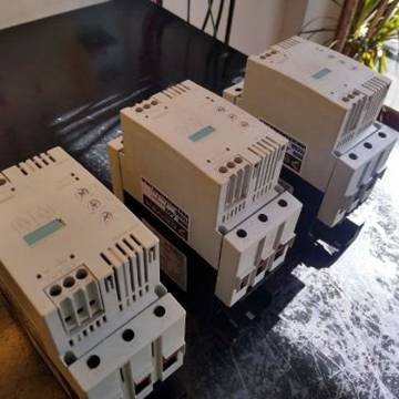 Siemens SIRIUS 3RW30 — foto 1 de 3