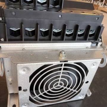 Tablero con Schneider Altivar 930 100 HP para industria petrolera — foto 14 de 14